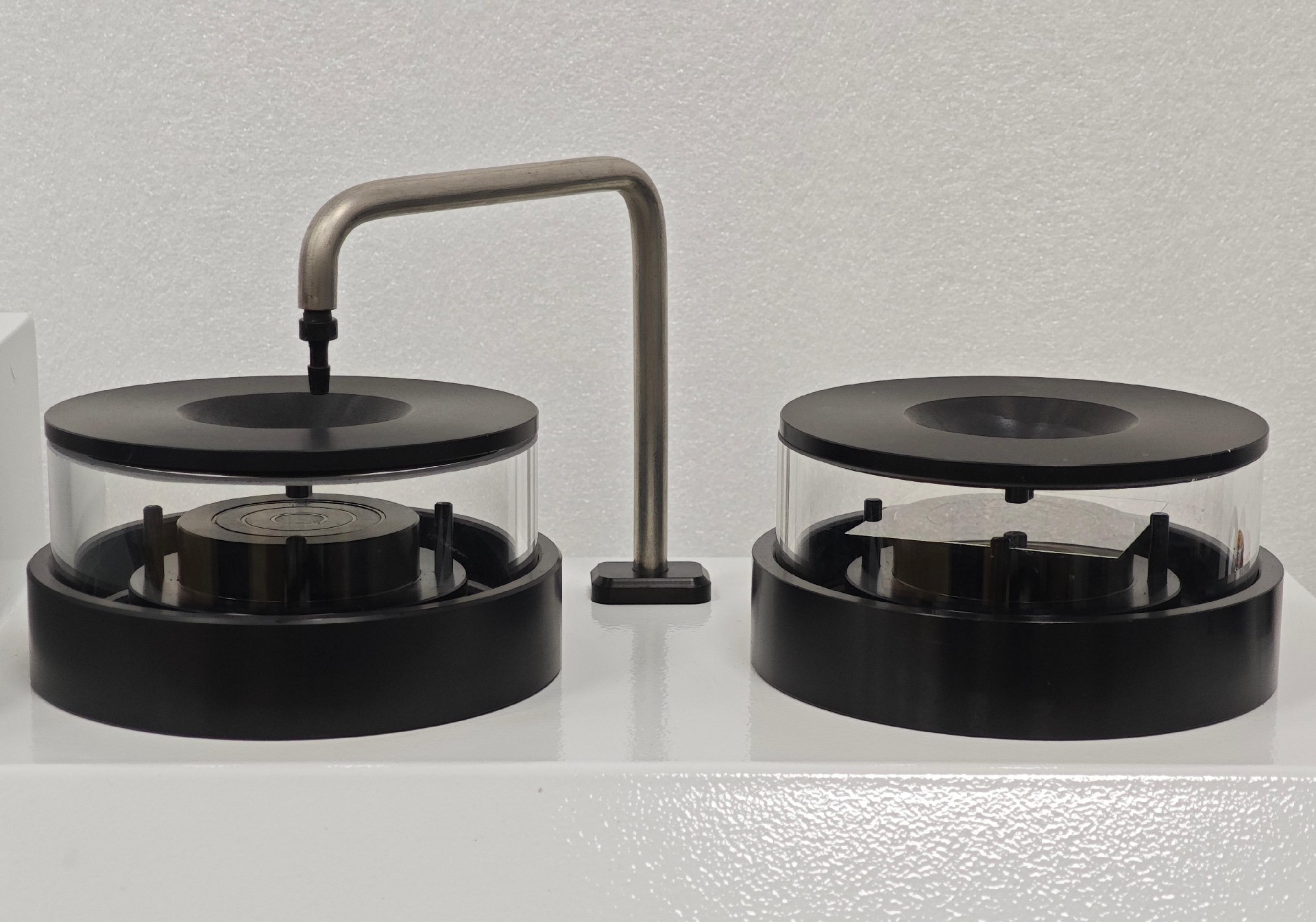 Dual rotating ferrograph RF500 thumbnail 3